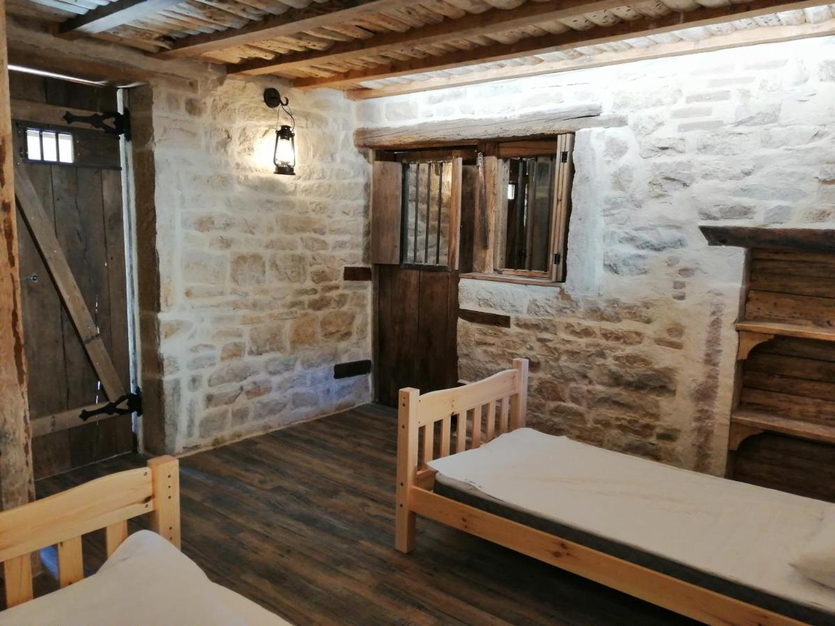 Gite Les Hauts De Morey - Aux Bonnes-Mares Exterior foto